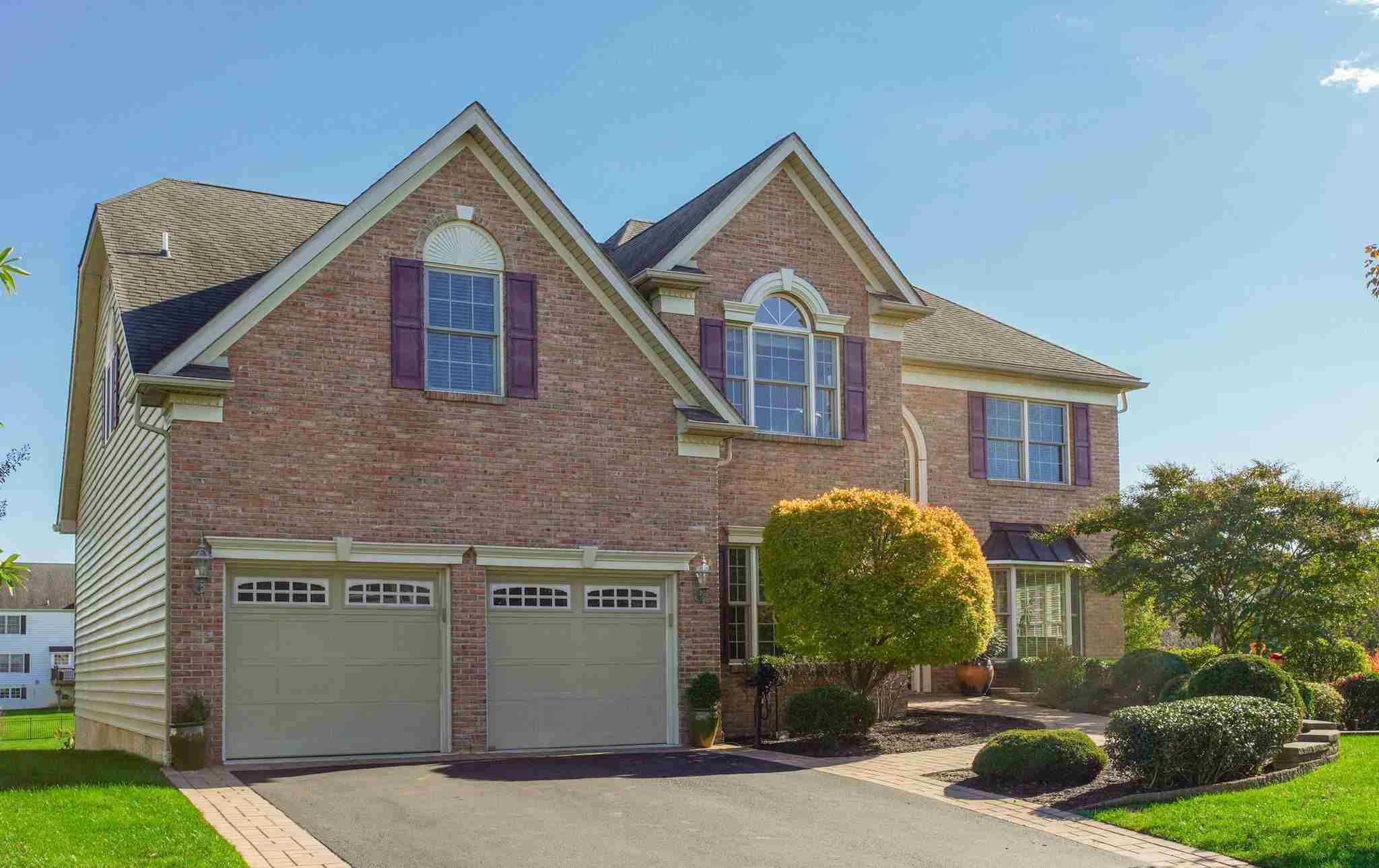 HV-garage-door